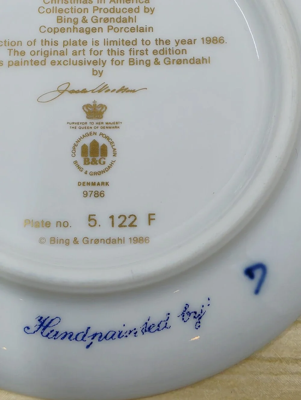 Bing & Grondahl Christmas 1986 Christmas Eve In Williamsburg Porcelain Denmark